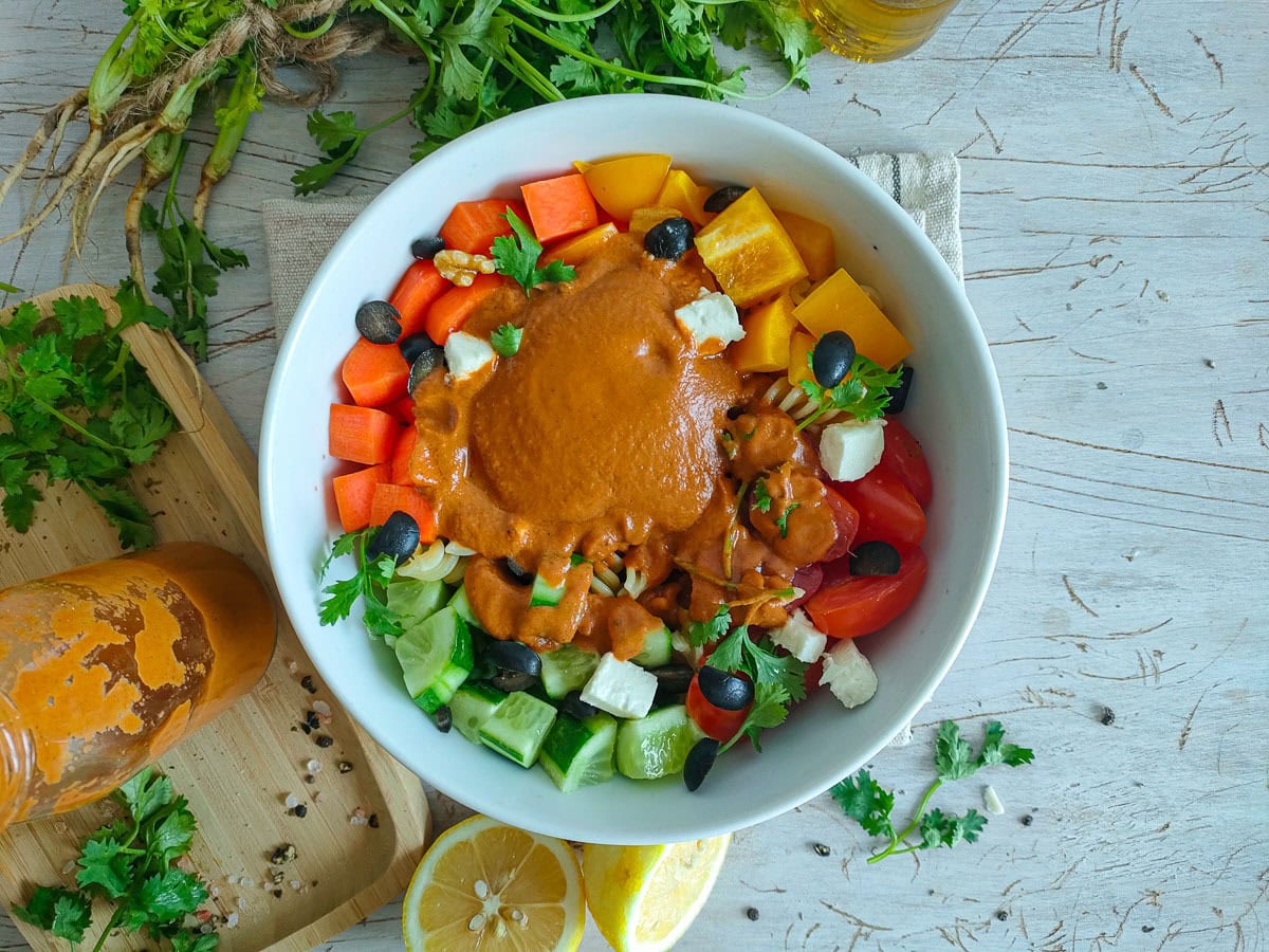 Quick & Easy Sun-Dried Tomato Dressing: Blend Your New Favorite